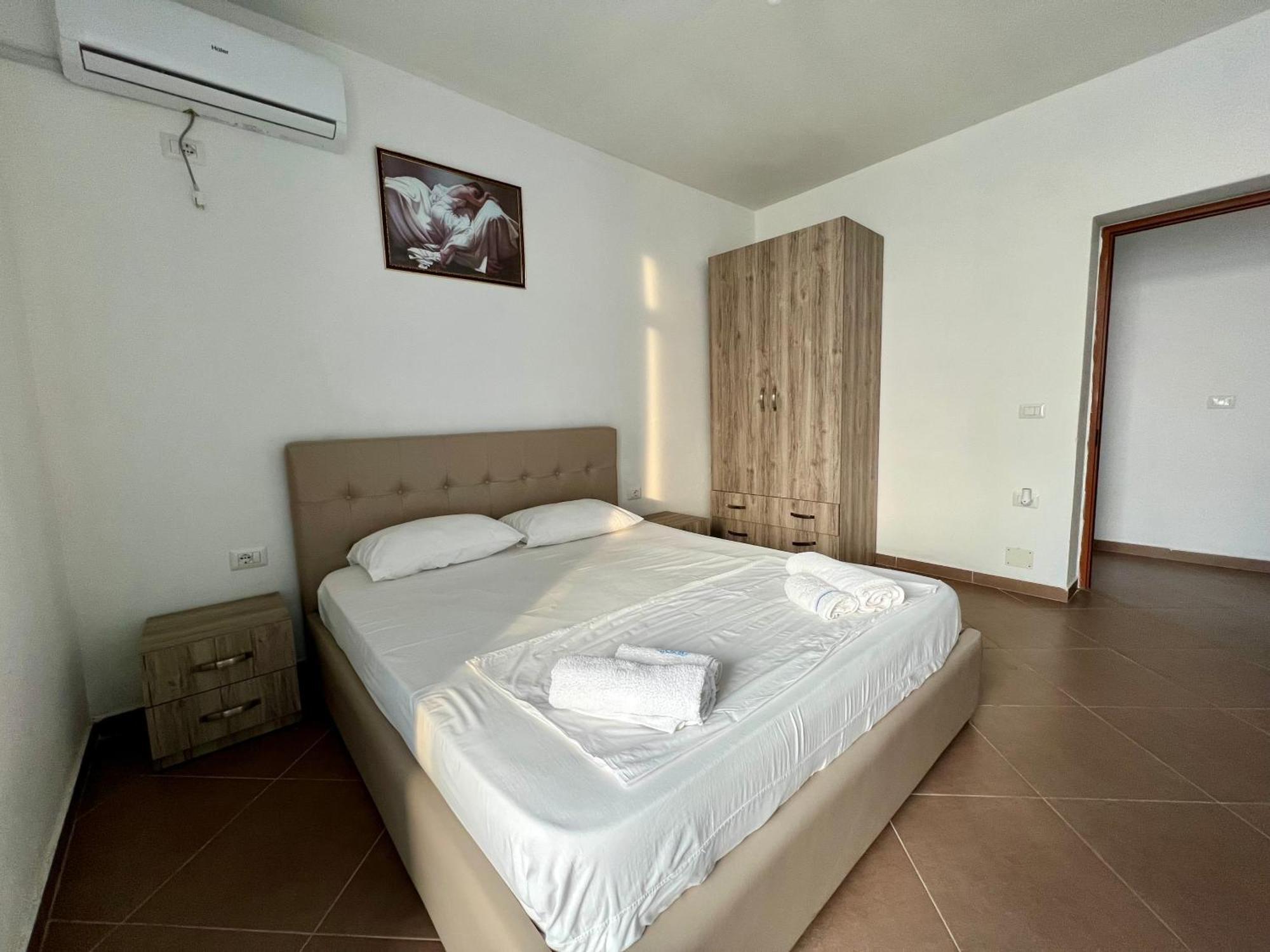 Redi'S Seaview Apartments Saranda Dış mekan fotoğraf
