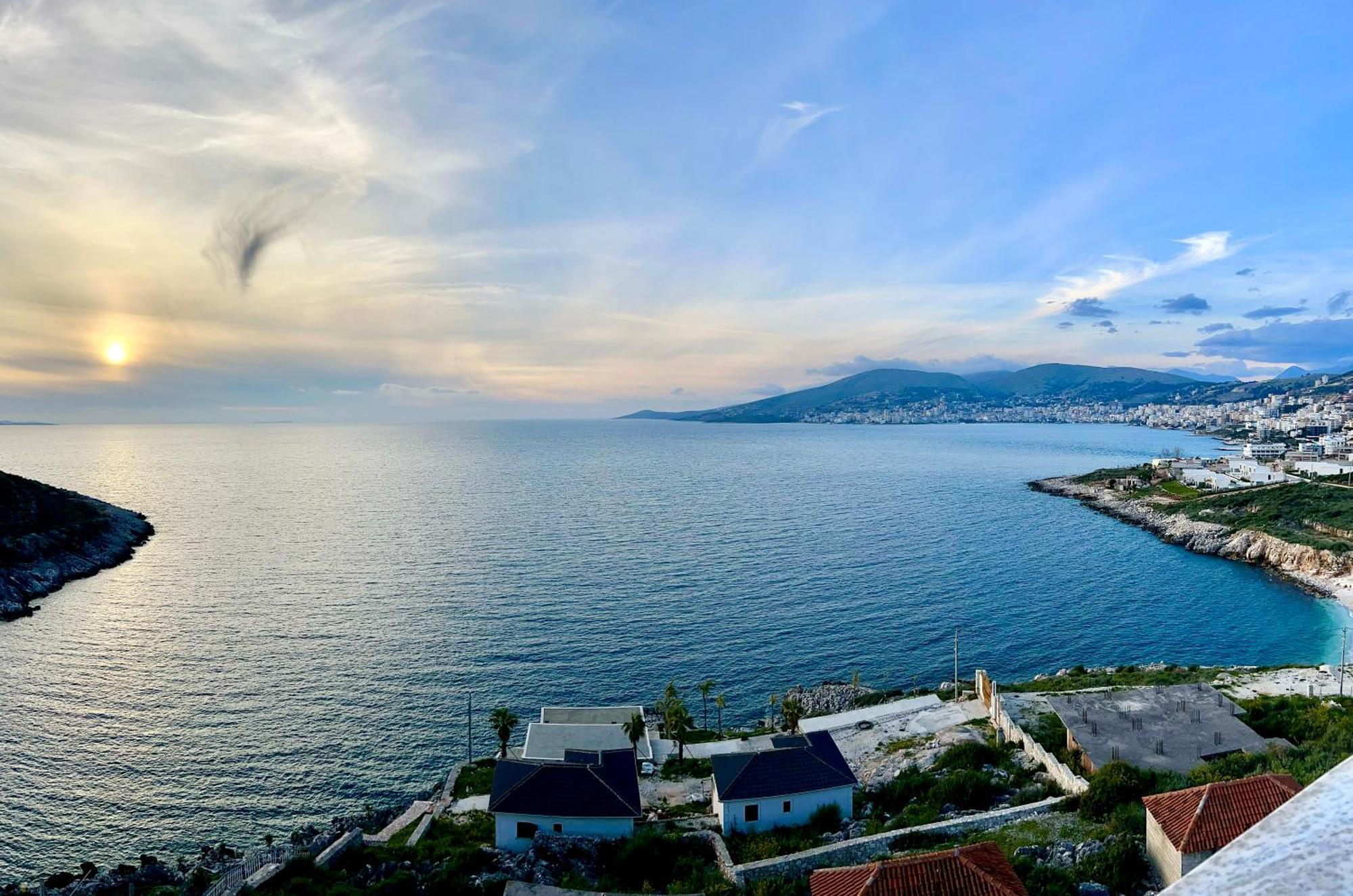 Redi'S Seaview Apartments Saranda Dış mekan fotoğraf