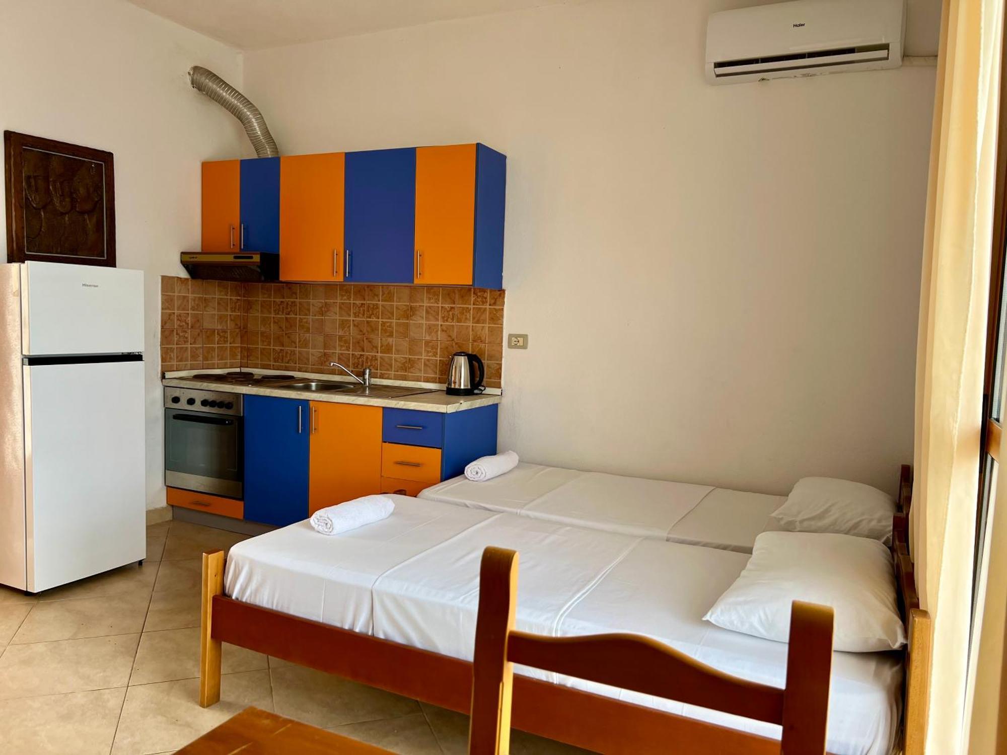 Redi'S Seaview Apartments Saranda Dış mekan fotoğraf