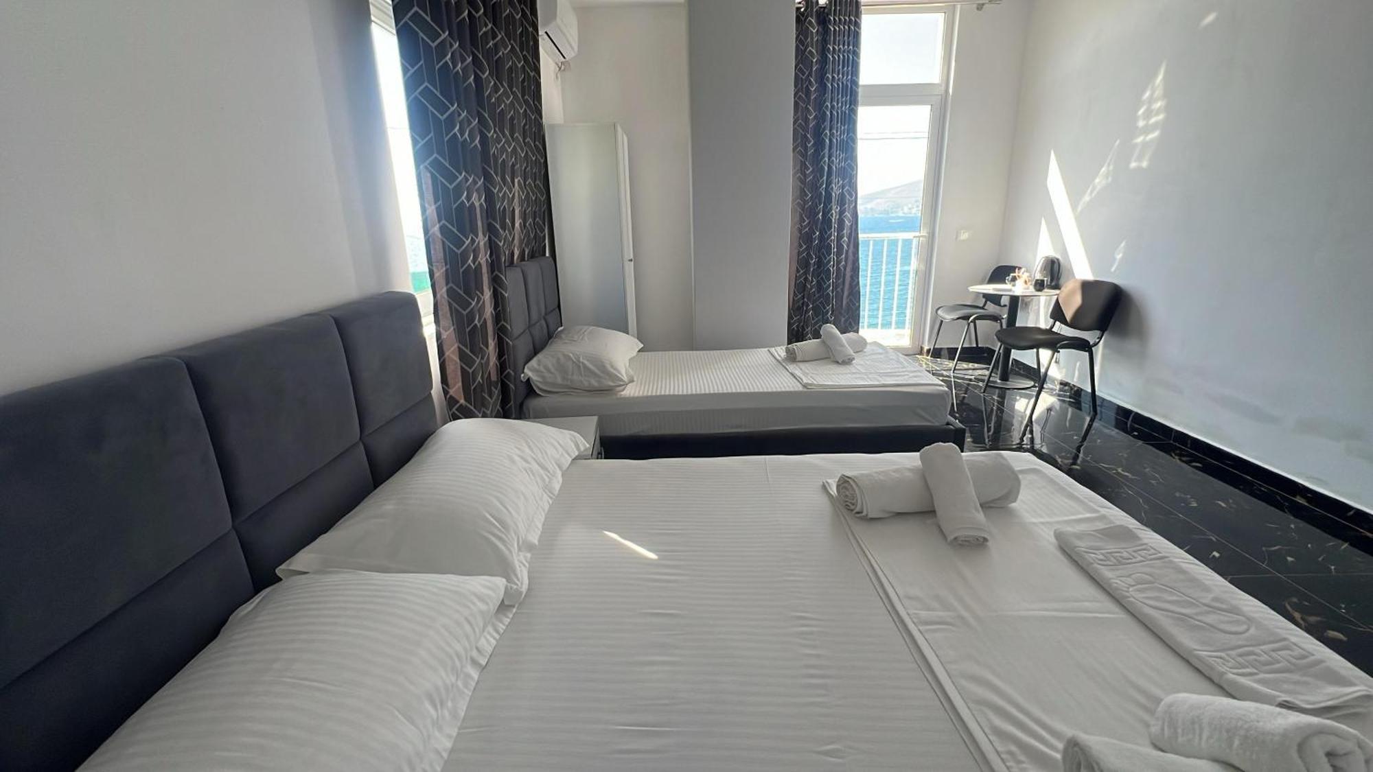 Redi'S Seaview Apartments Saranda Dış mekan fotoğraf